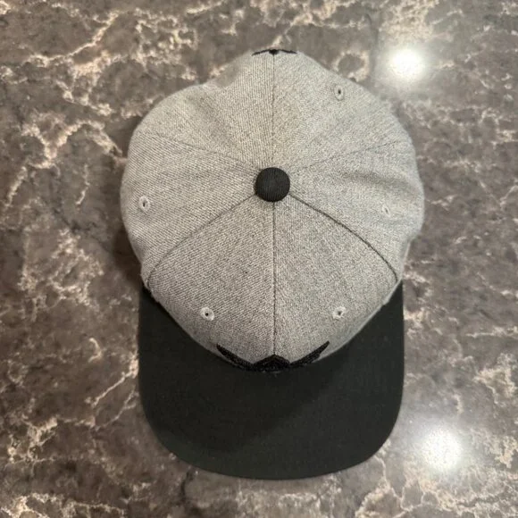 Wolf Gray & Black Snapback Adidas Hat - Picture 5 of 10
